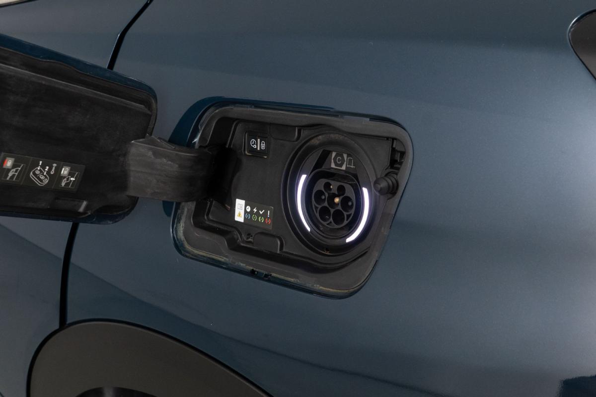 peugeot-3008-2022-hibrido-a-gasolina-1598cc