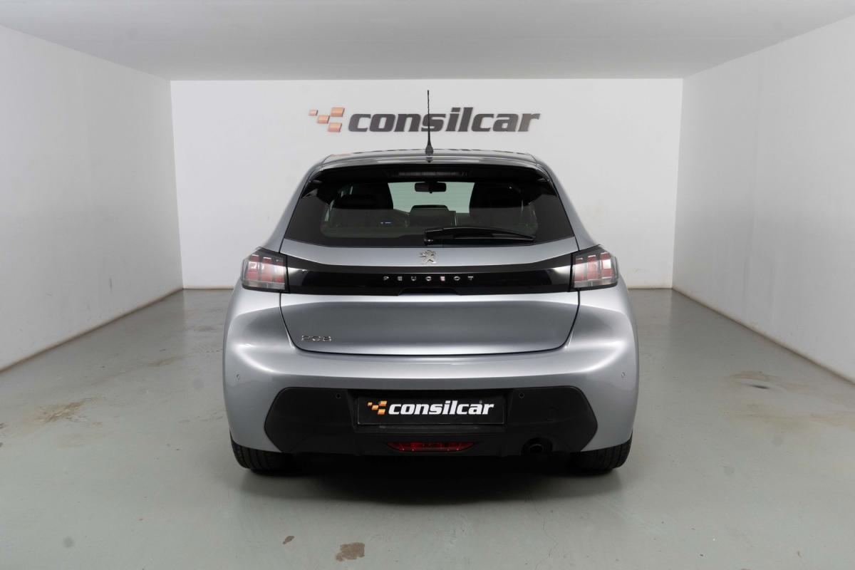 peugeot-208-2021-gasolina-1199cc