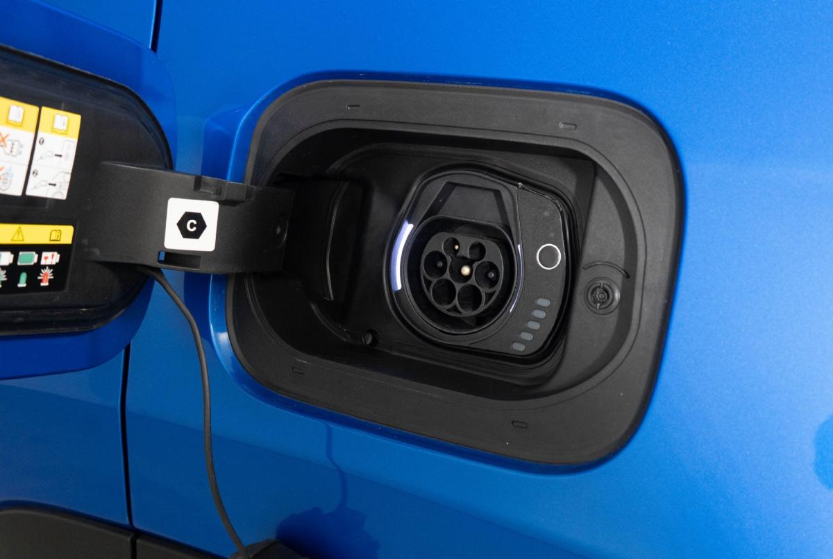 jeep-compass-2021-hibrido-a-gasolina-1332cc