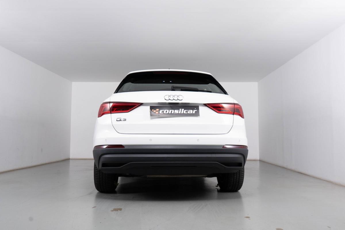 audi-q3-2022-hibrido-a-gasolina-1395cc