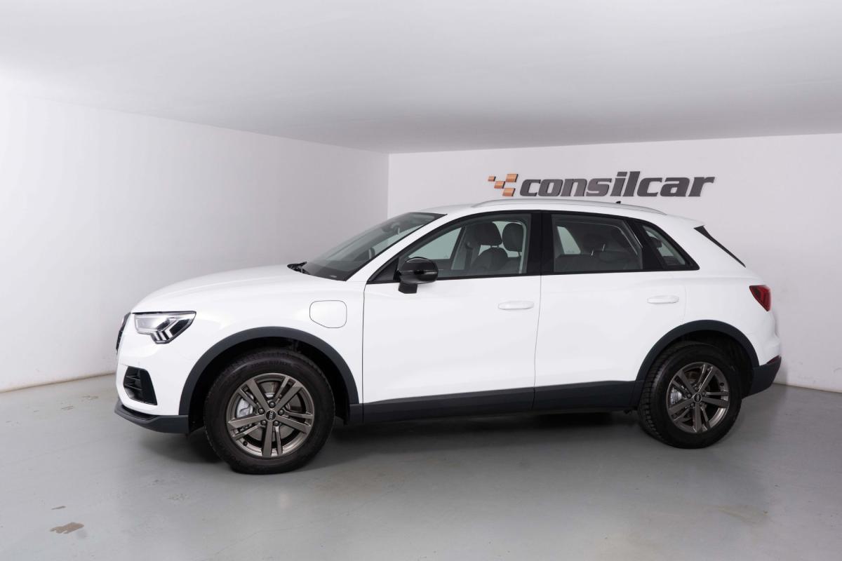 audi-q3-2022-hibrido-a-gasolina-1395cc
