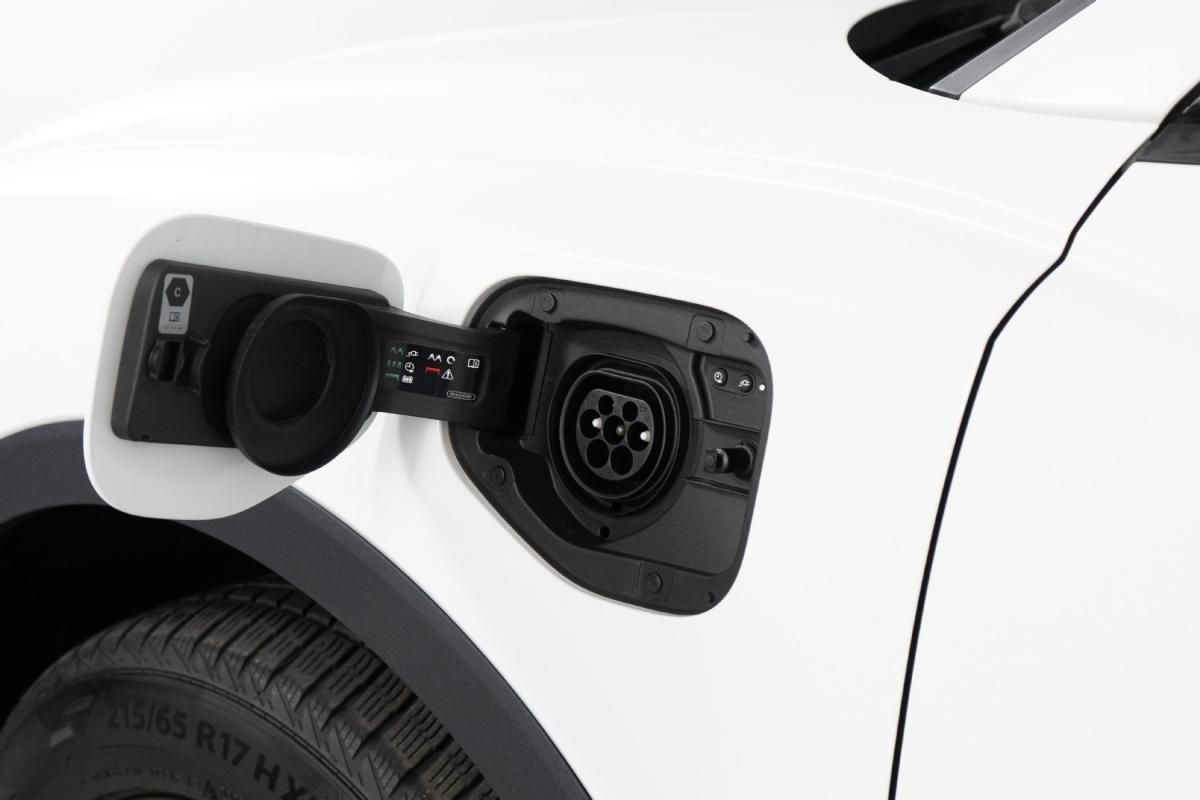 audi-q3-2022-hibrido-a-gasolina-1395cc