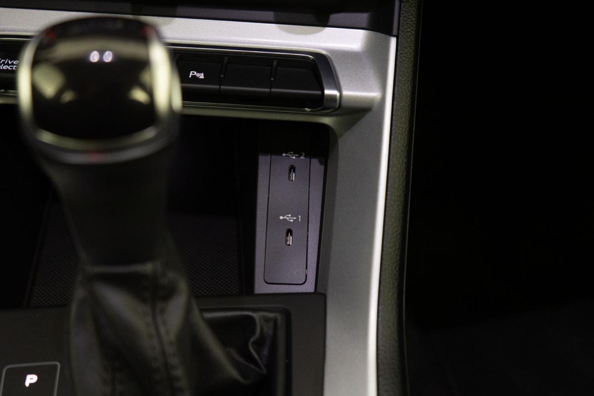 audi-q3-2022-hibrido-a-gasolina-1395cc