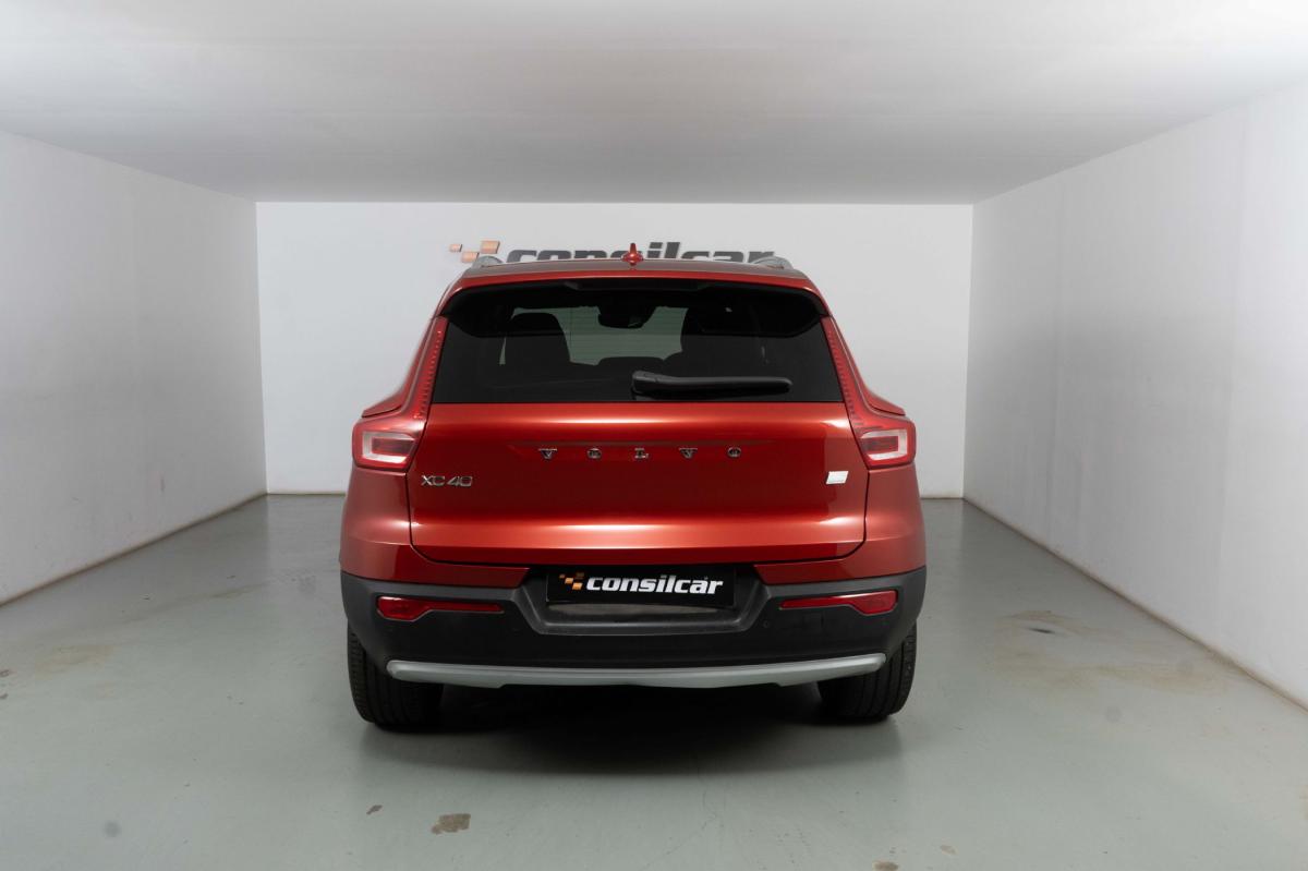 volvo-xc40-2021-hibrido-a-gasolina-1477cc