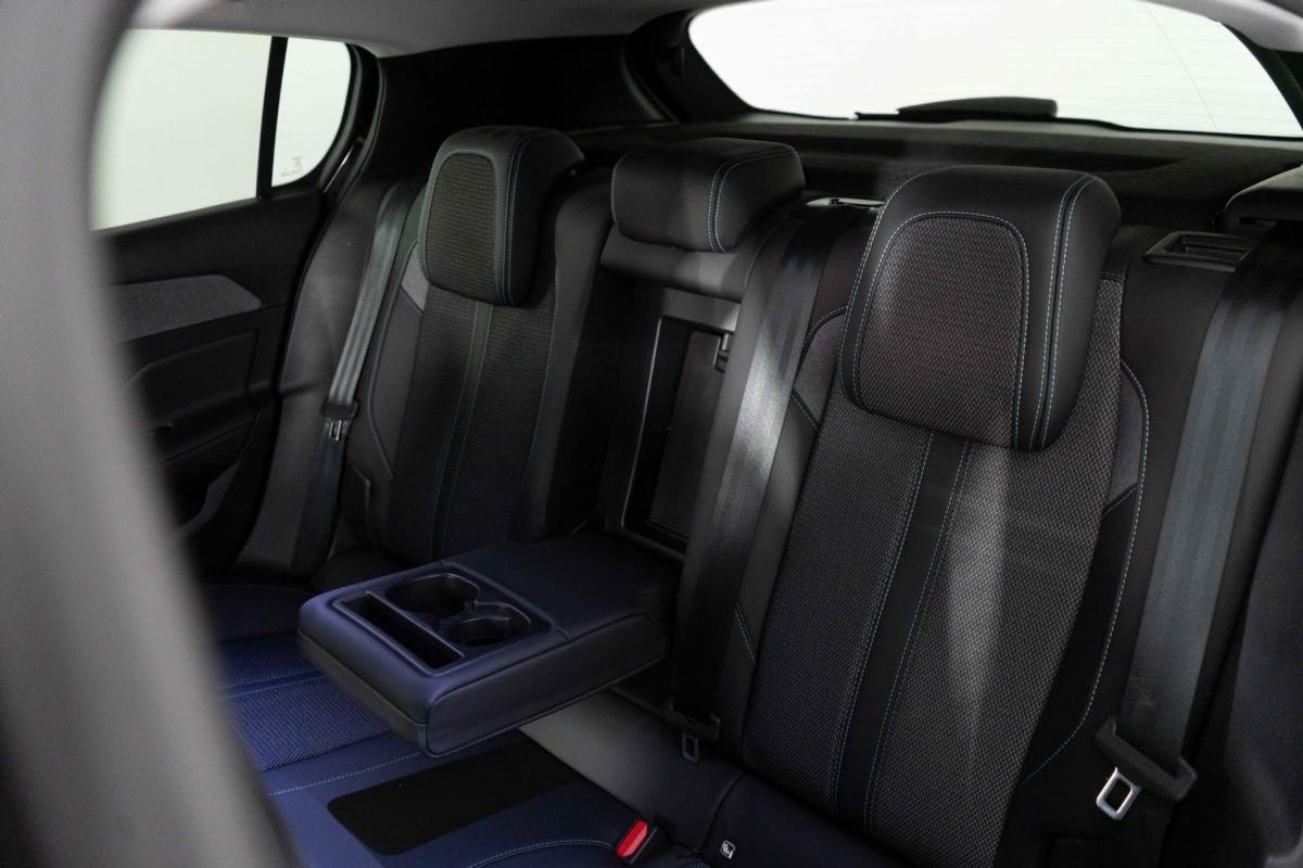 peugeot-308-2024-gasolina-1199cc