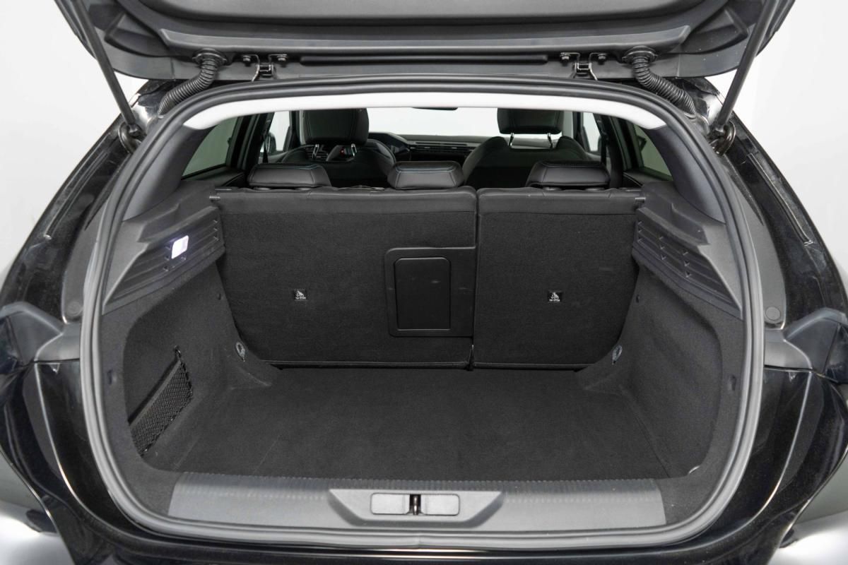 peugeot-308-2024-gasolina-1199cc