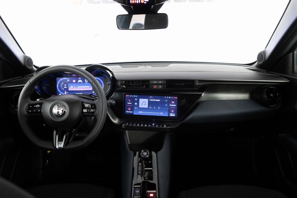alfa-romeo-junior-2025-gasolina-1199cc