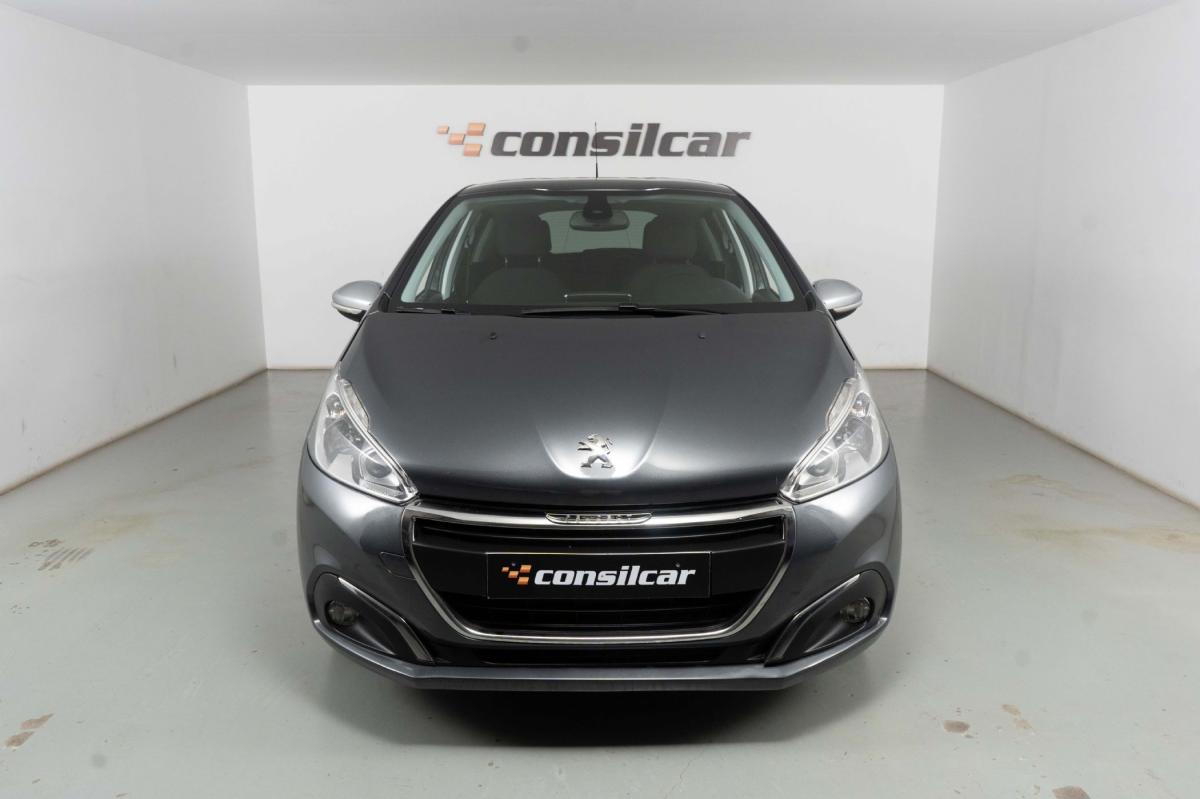 peugeot-208-2016-gasolina-1199cc