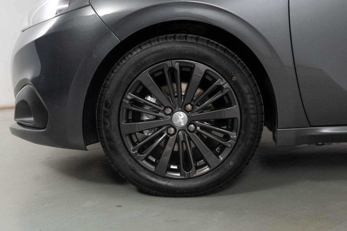 peugeot-208-2016-gasolina-1199cc