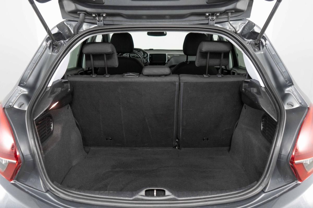 peugeot-208-2016-gasolina-1199cc