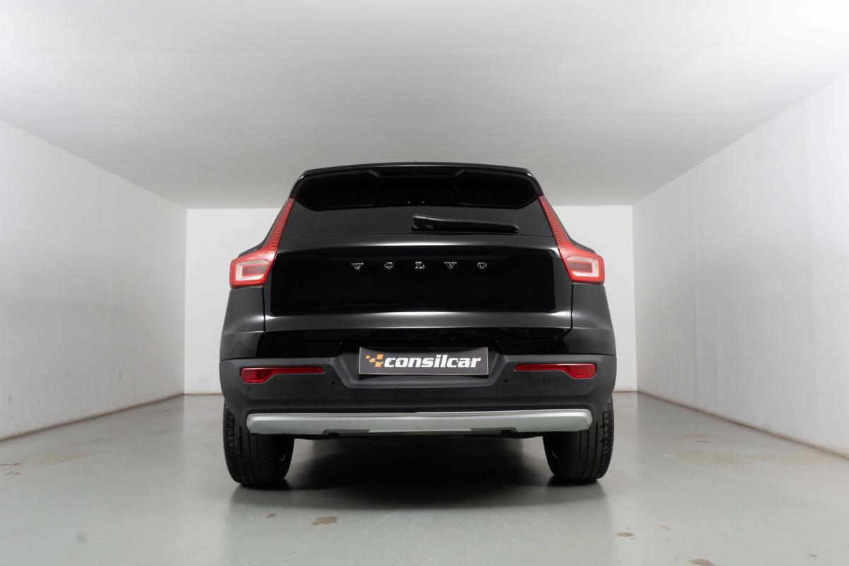 volvo-xc40-2021-hibrido-a-gasolina-1477cc