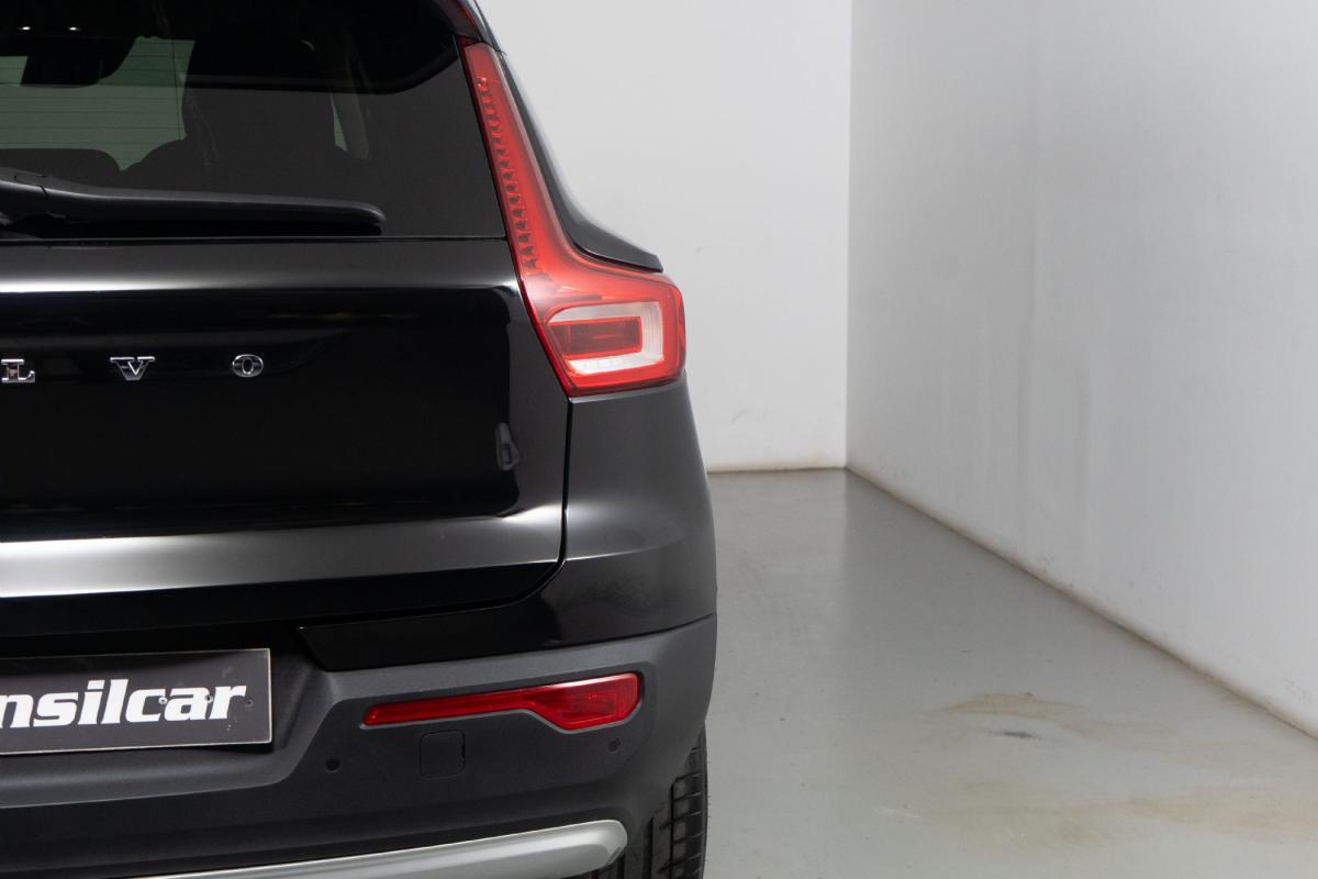 volvo-xc40-2021-hibrido-a-gasolina-1477cc