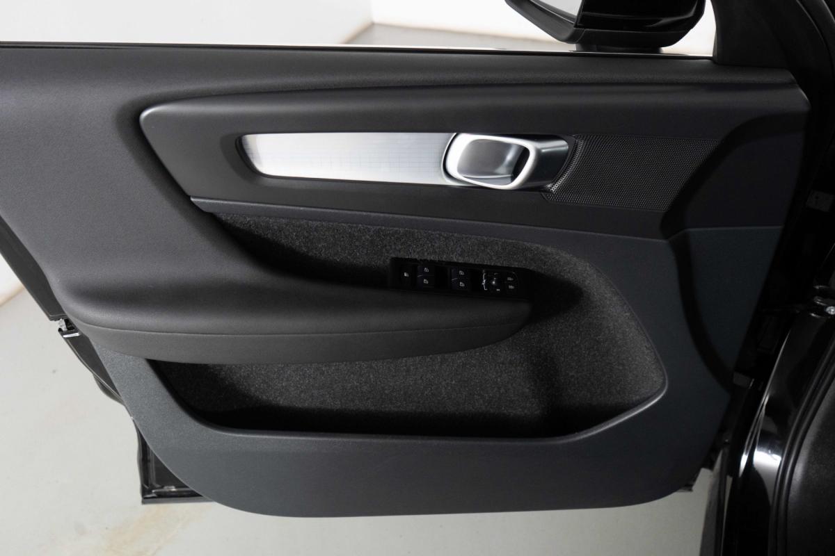volvo-xc40-2021-hibrido-a-gasolina-1477cc