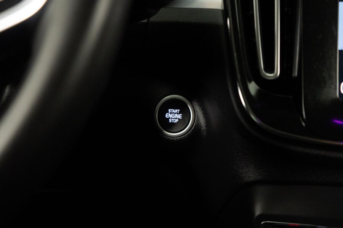 volvo-xc40-2021-hibrido-a-gasolina-1477cc