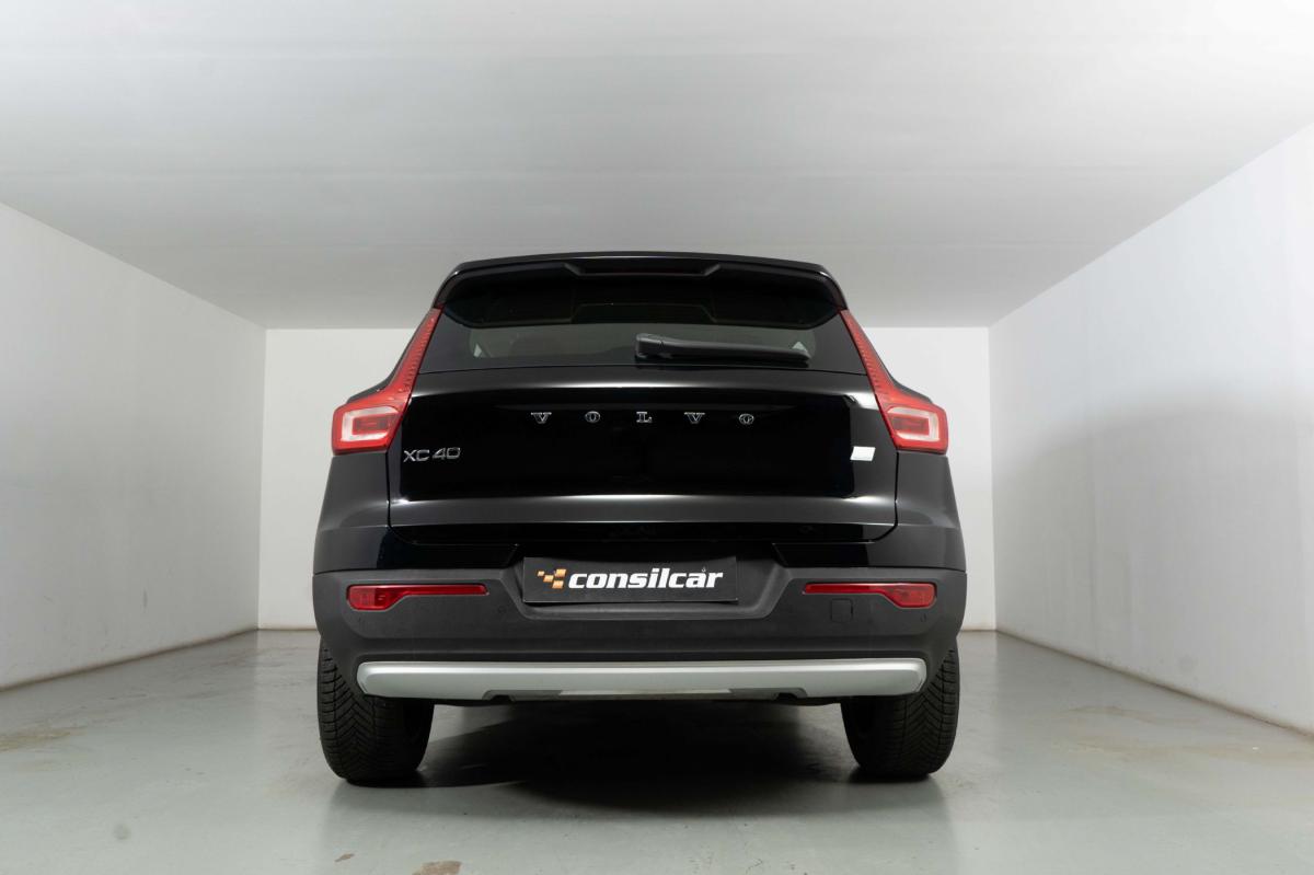 volvo-xc40-2021-hibrido-a-gasolina-1477cc