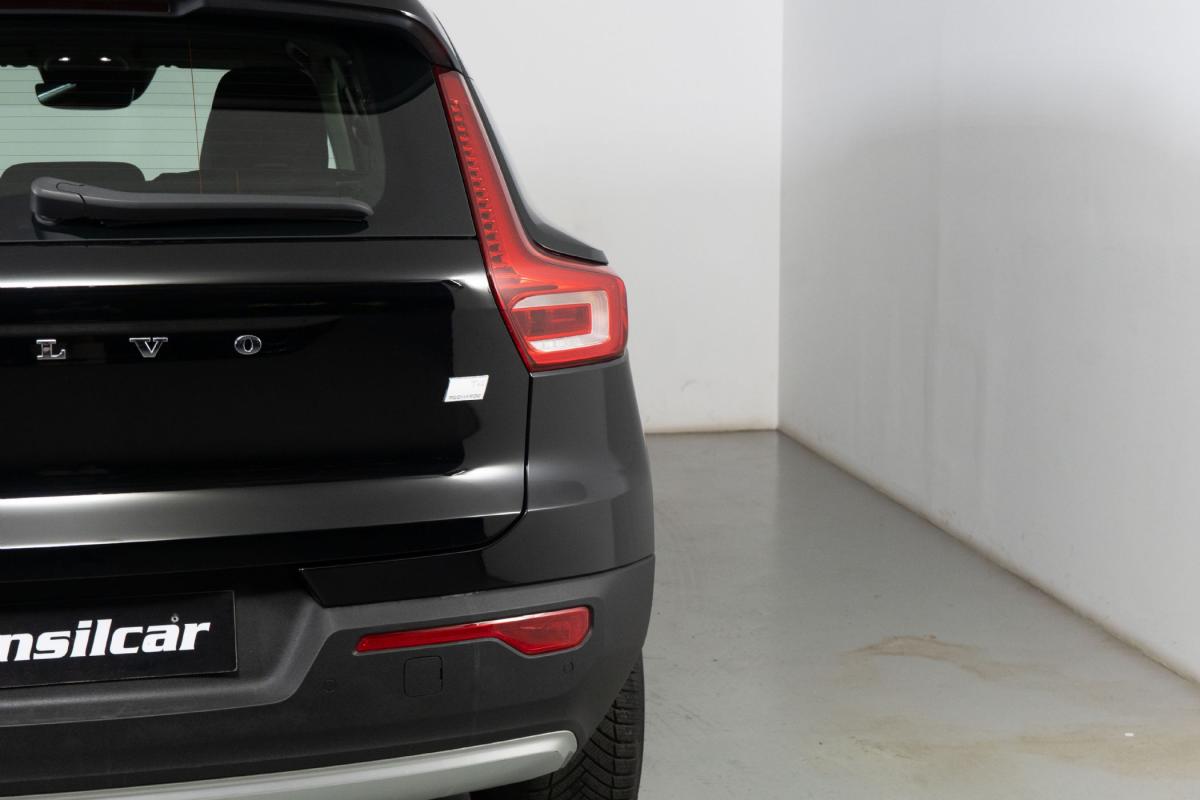 volvo-xc40-2021-hibrido-a-gasolina-1477cc
