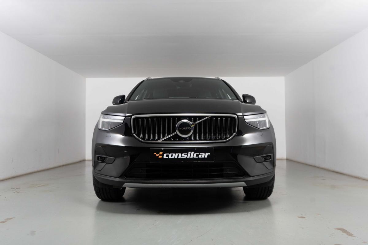 volvo-xc40-2023-hibrido-a-gasolina-1477cc