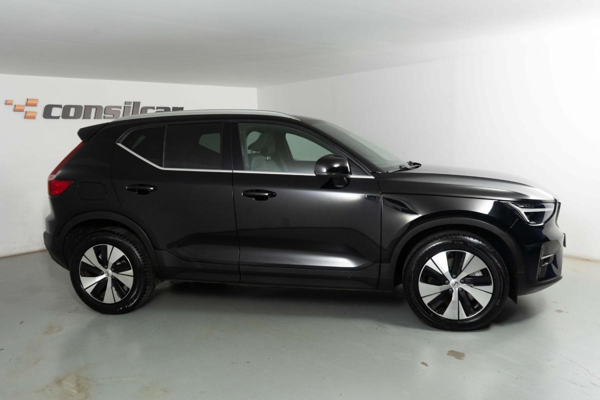 volvo-xc40-2023-hibrido-a-gasolina-1477cc