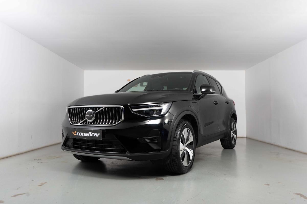 volvo-xc40-2023-hibrido-a-gasolina-1477cc