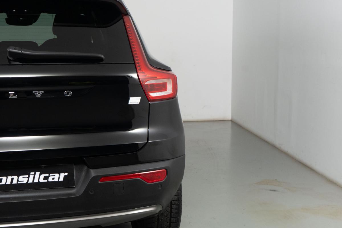 volvo-xc40-2023-hibrido-a-gasolina-1477cc