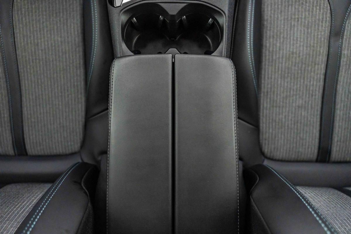 peugeot-3008-2023-hibrido-a-gasolina-1598cc