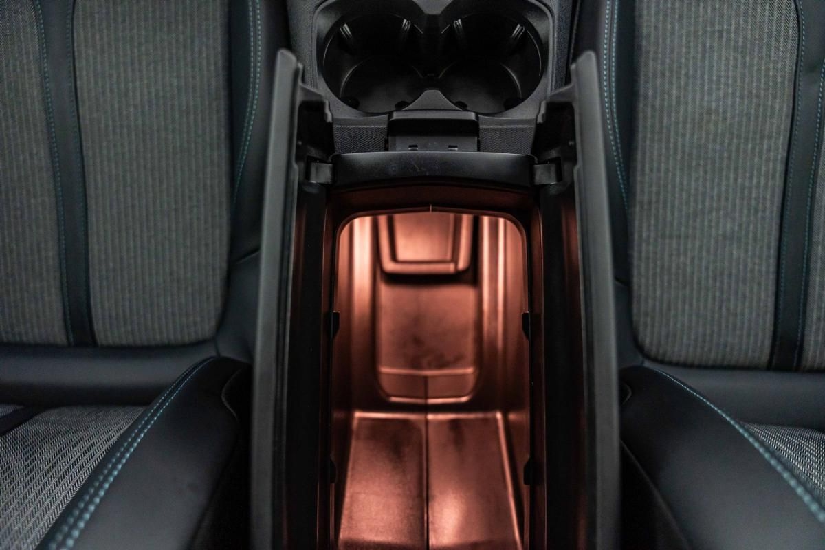 peugeot-3008-2023-hibrido-a-gasolina-1598cc