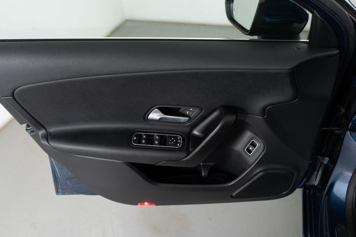 mercedes-benz-classe-a-2021-hibrido-a-gasolina-1332cc