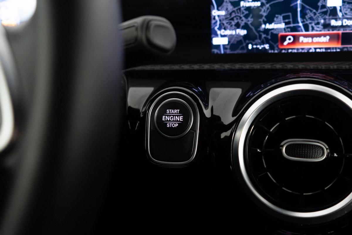 mercedes-benz-classe-a-2021-hibrido-a-gasolina-1332cc