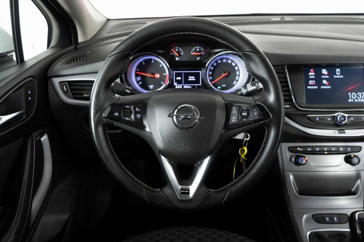 opel-astra-sport-tourer-2016-diesel-1598cc