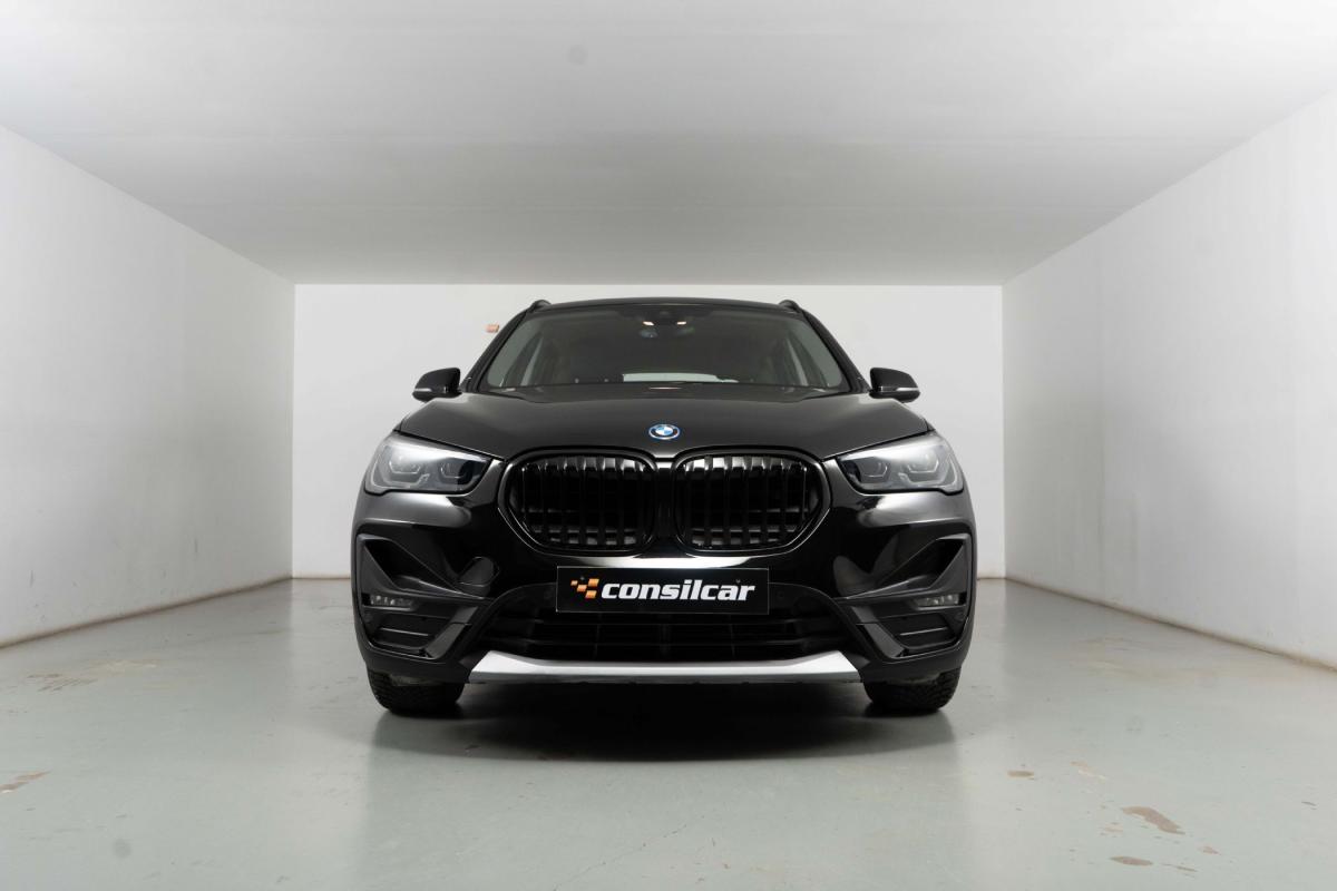 bmw-x1-2022-hibrido-a-gasolina-1499cc