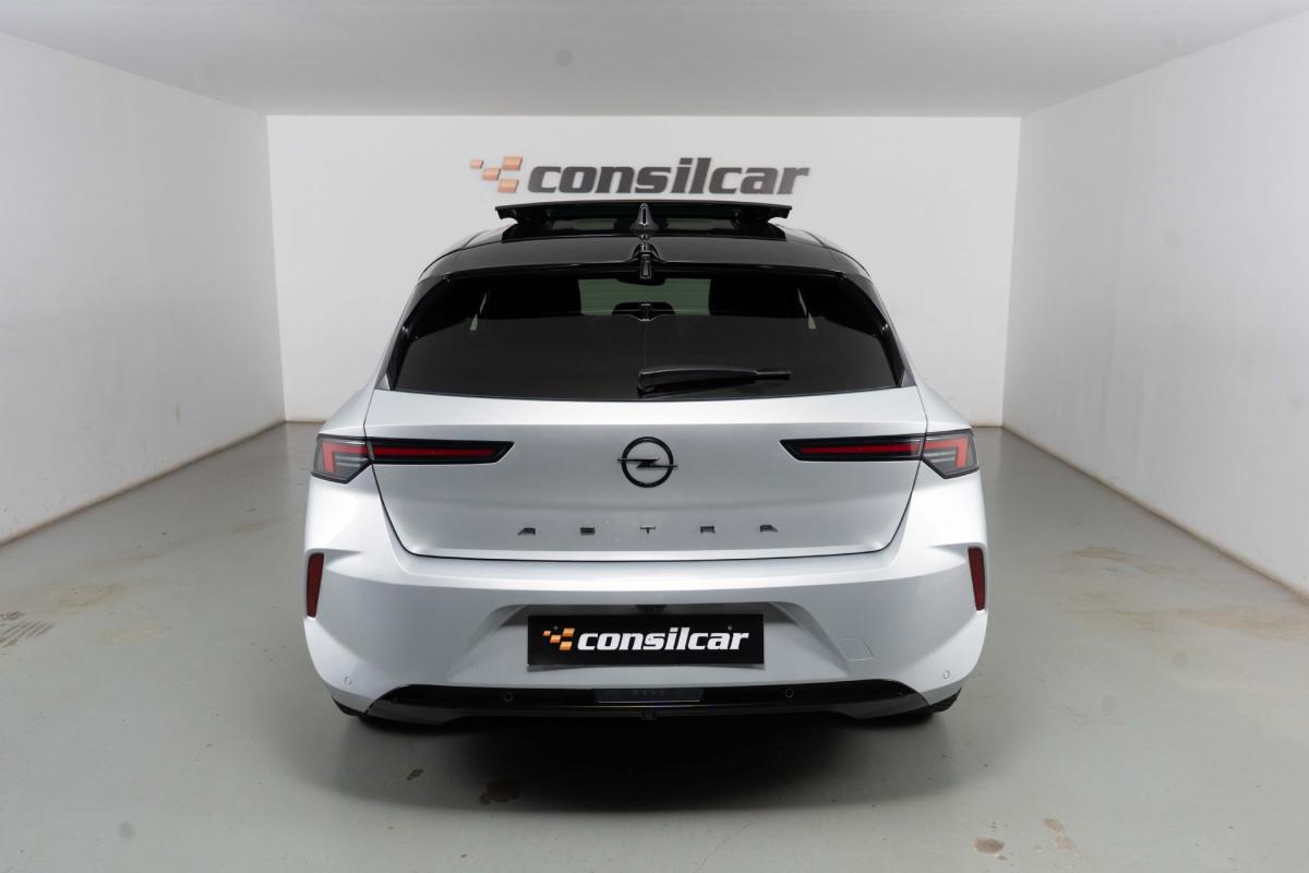 opel-astra-2025-gasolina-1199cc