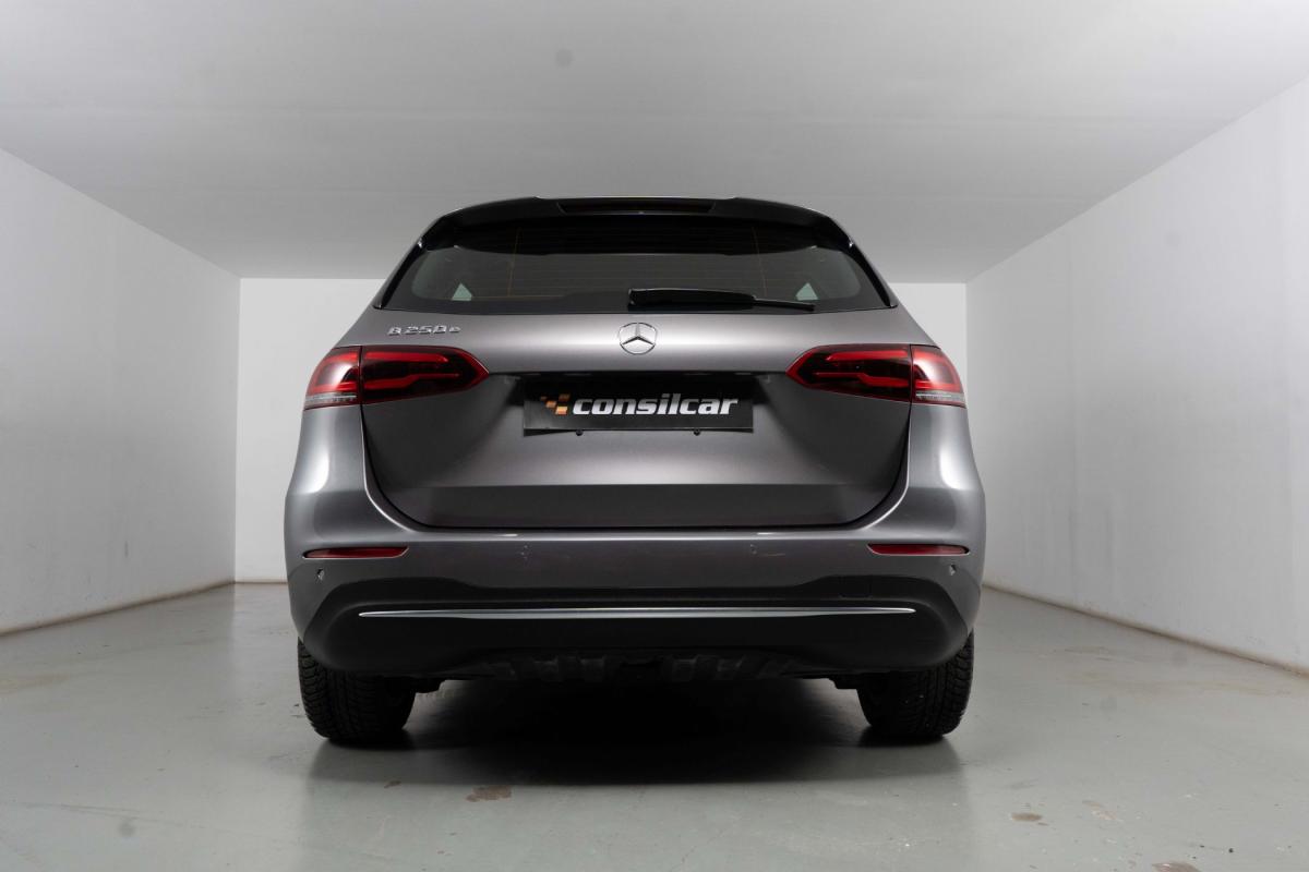 mercedes-benz-classe-b-2021-hibrido-a-gasolina-1332cc