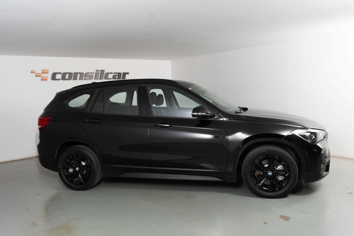 bmw-x1-2021-hibrido-a-gasolina-1499cc