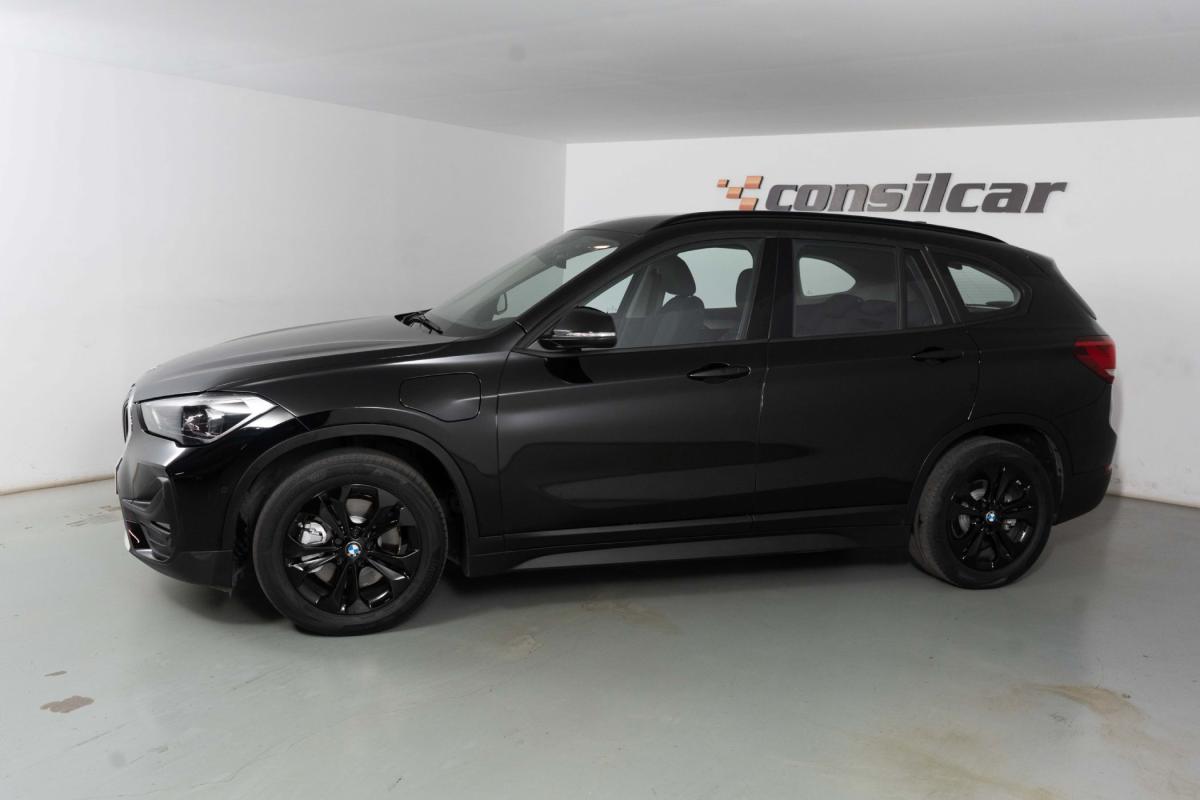 bmw-x1-2021-hibrido-a-gasolina-1499cc