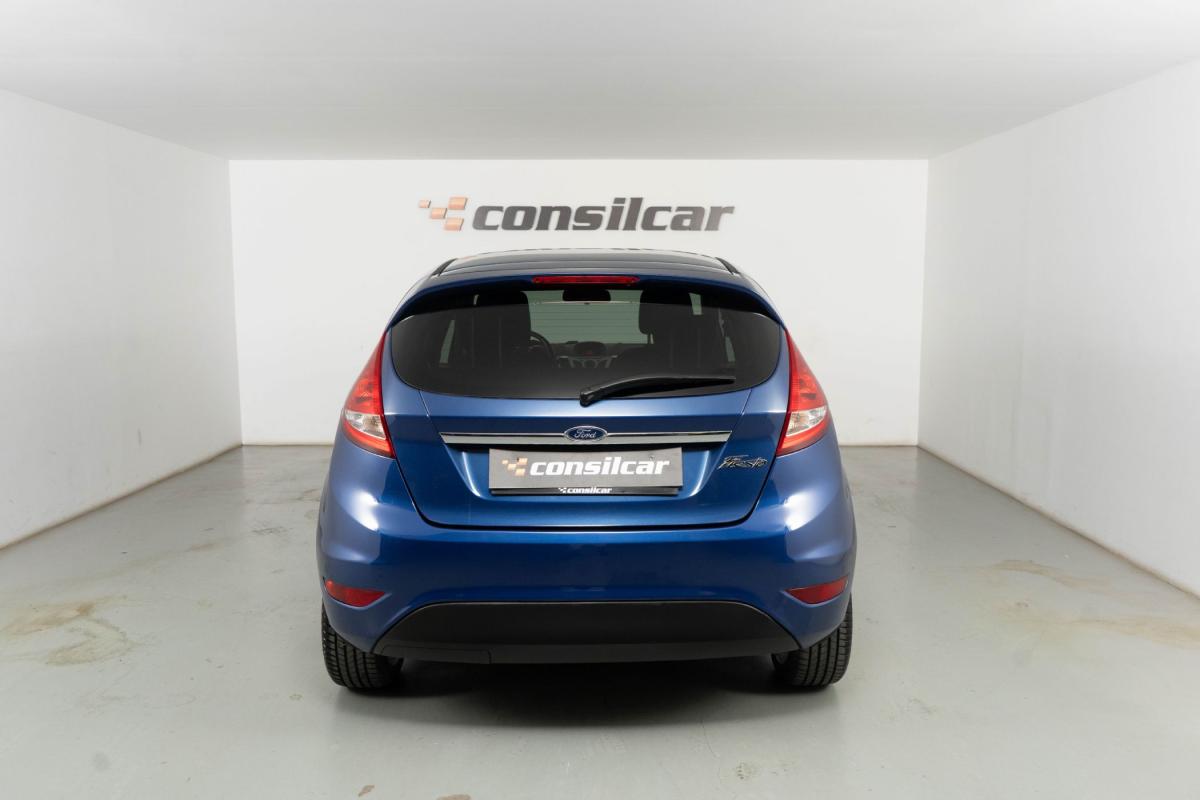ford-fiesta-2010-gasolina-1242cc