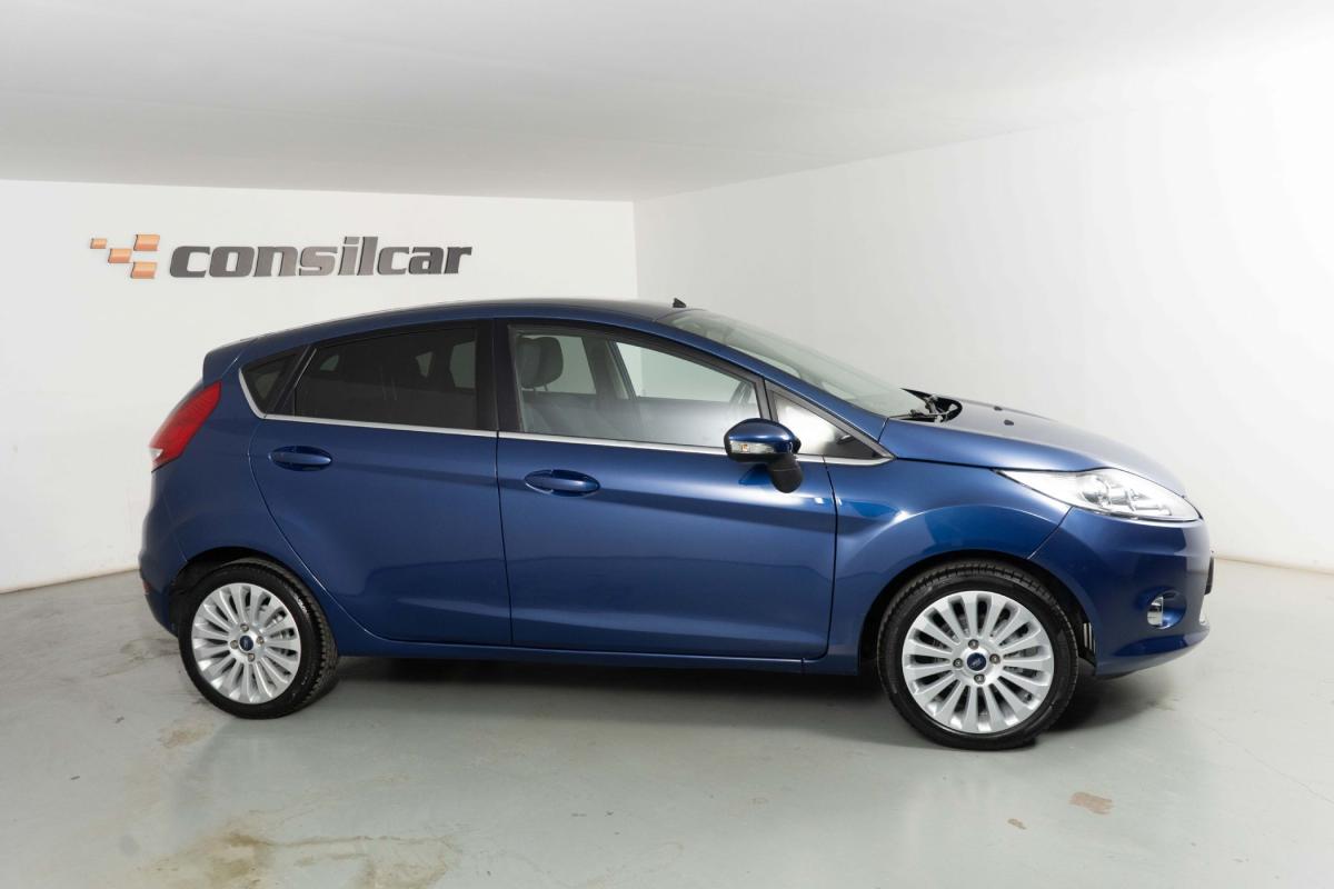 ford-fiesta-2010-gasolina-1242cc