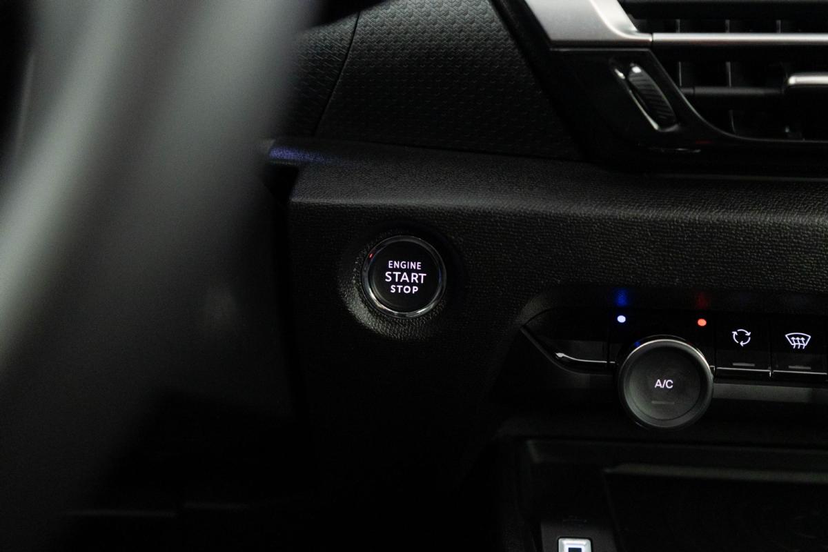 citroen-c4-2024-gasolina-1199cc