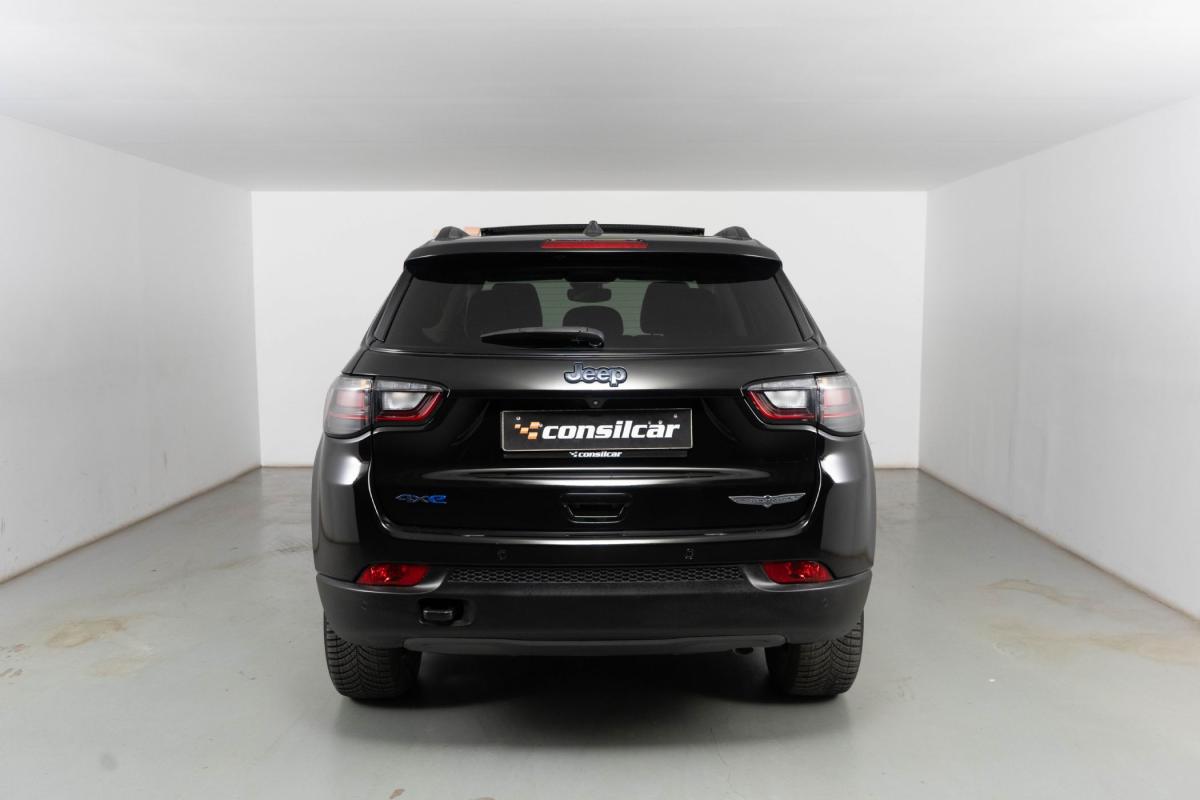 jeep-compass-2023-hibrido-a-gasolina-1332cc