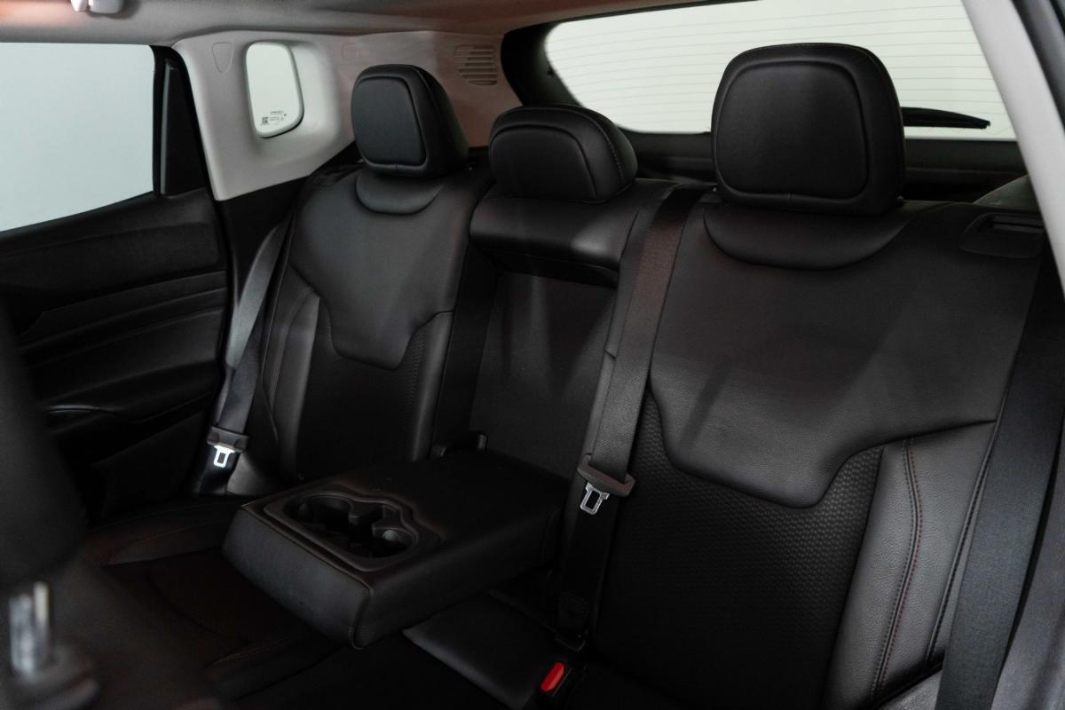 jeep-compass-2023-hibrido-a-gasolina-1332cc