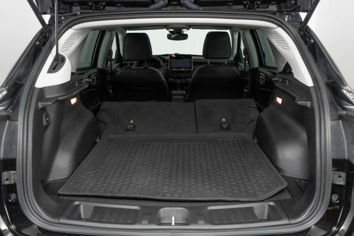 jeep-compass-2023-hibrido-a-gasolina-1332cc