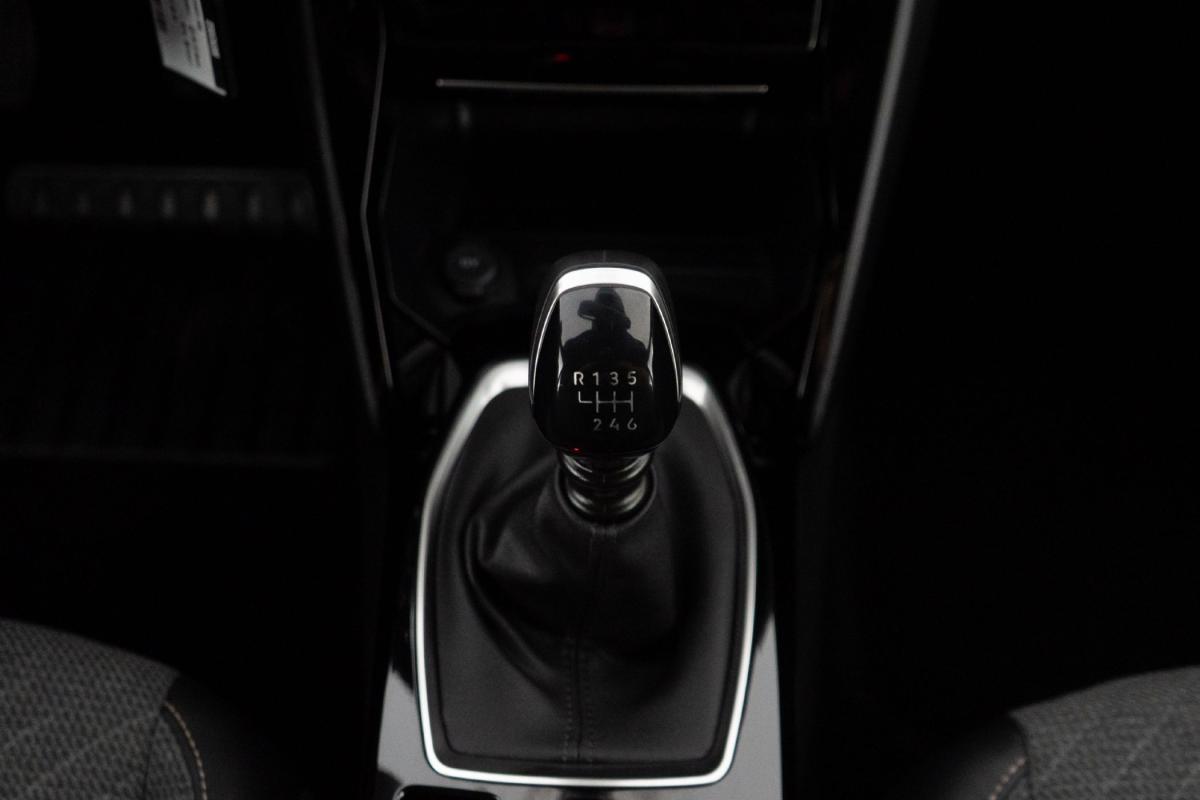 peugeot-2008-2025-gasolina-1199cc