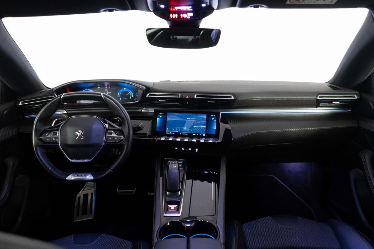 peugeot-508-sw-2021-hibrido-a-gasolina-1598cc