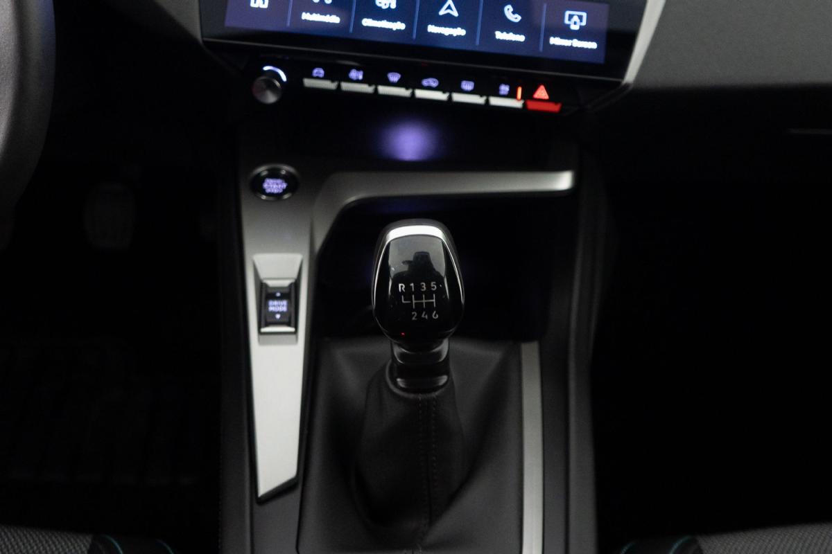 peugeot-308-sw-2024-gasolina-1199cc