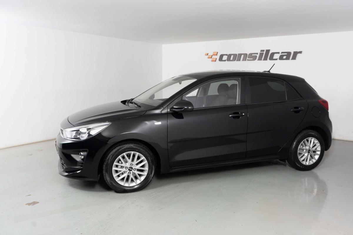 kia-rio-2022-gasolina-1197cc