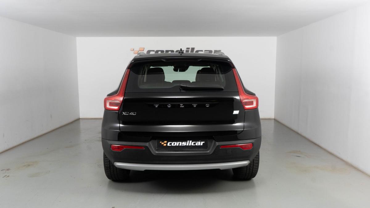 volvo-xc40-2021-hibrido-a-gasolina-1477cc