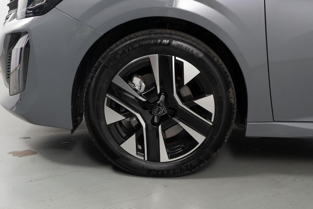 peugeot-208-2025-gasolina-1199cc