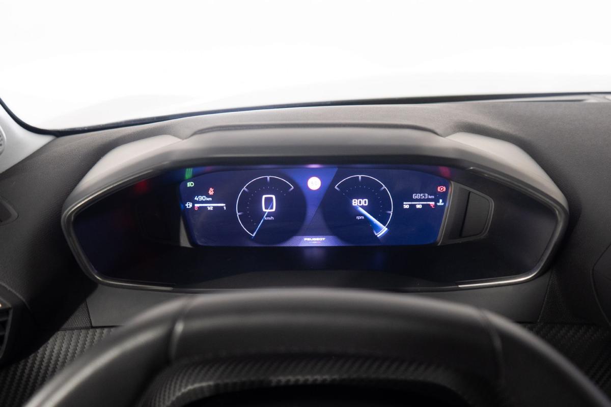 peugeot-208-2025-gasolina-1199cc