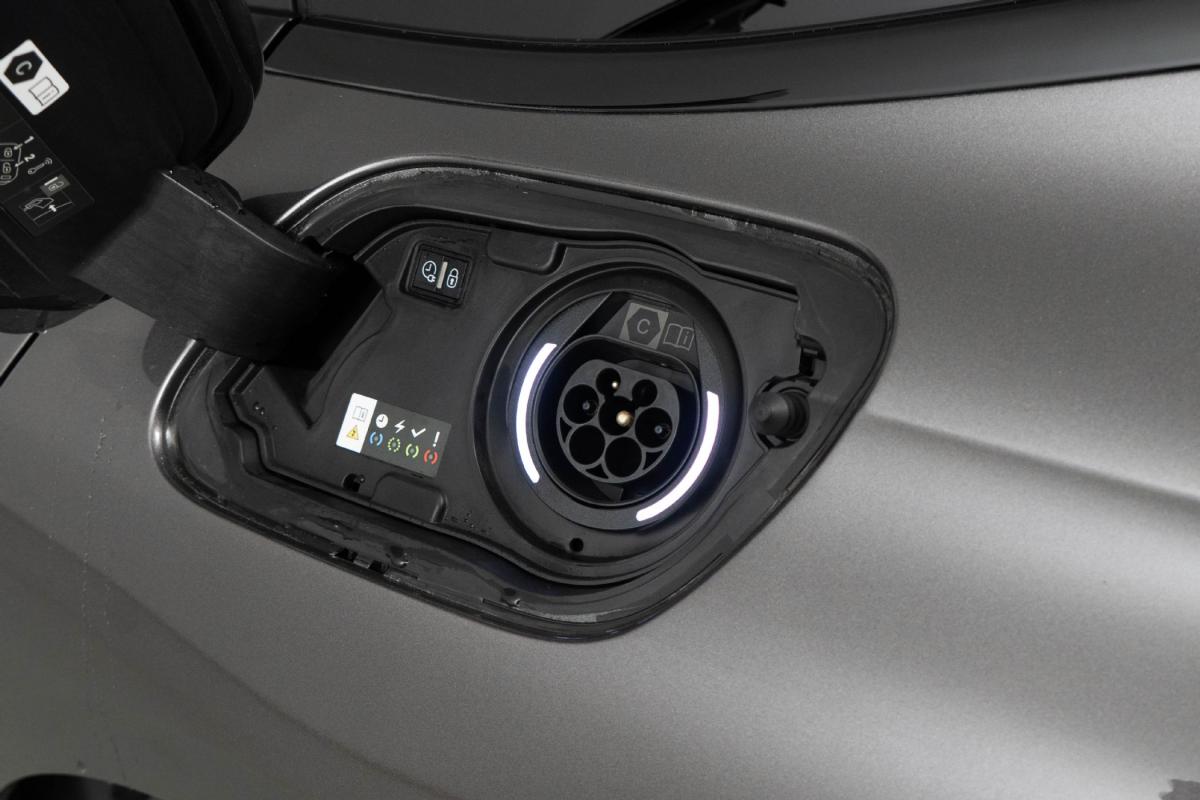 peugeot-508-sw-2021-hibrido-a-gasolina-1598cc