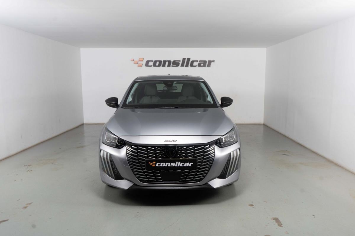peugeot-208-2025-gasolina-1199cc