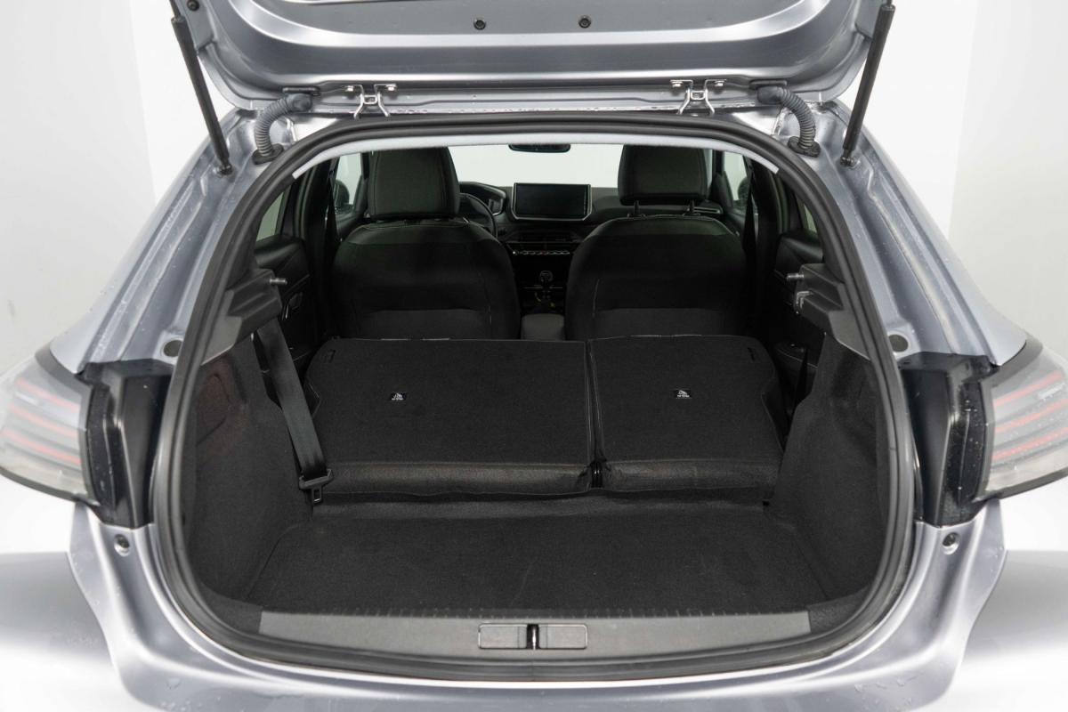 peugeot-208-2025-gasolina-1199cc